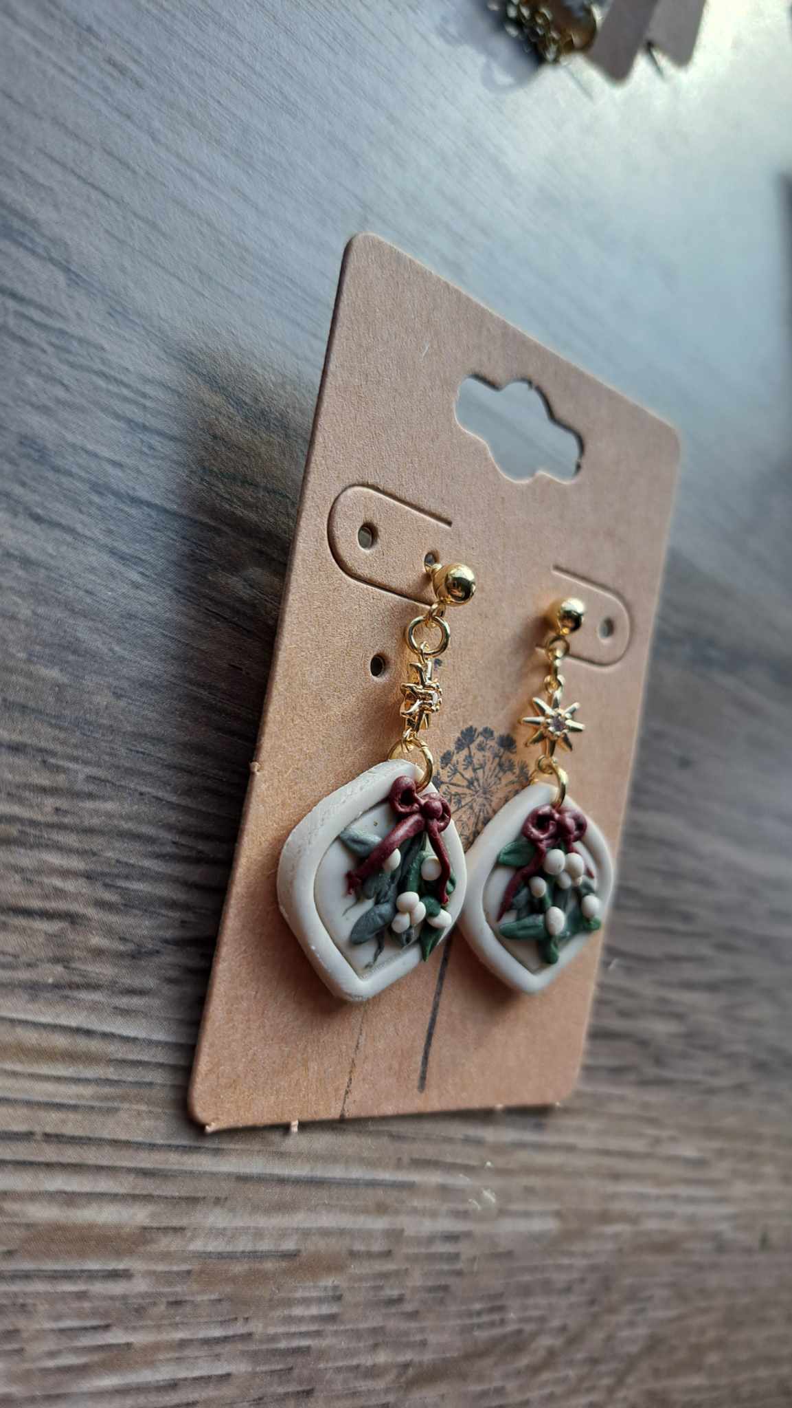 Mistletoe Polymer Clay Dangle Earrings (K/L)